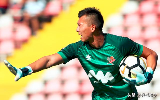 爱德华兹完 爱德华兹完