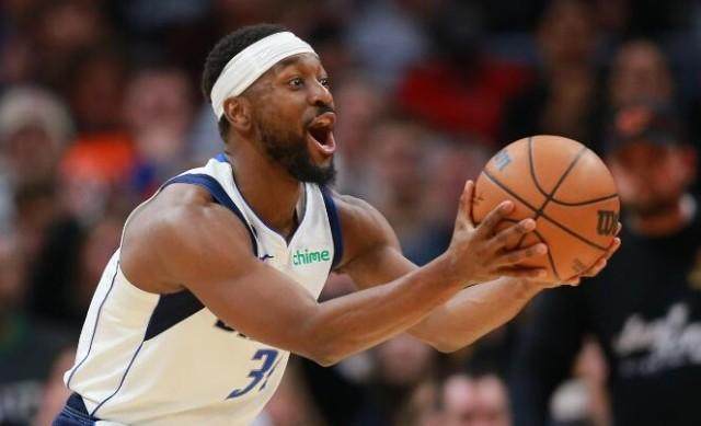 球员们不仅 球员们不仅