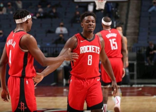 力量太强而 力量太强而