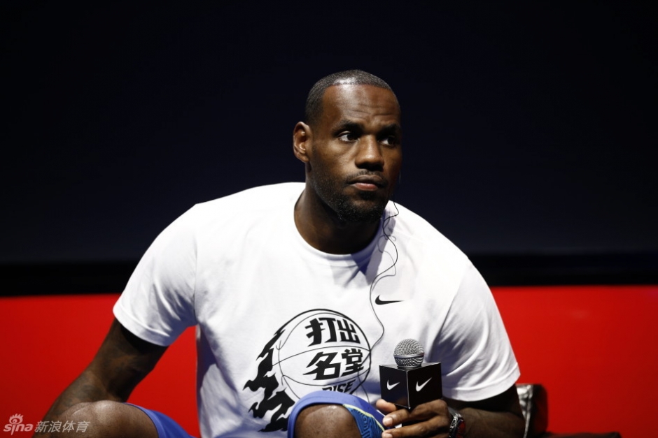 压哨与中场 压哨与中场